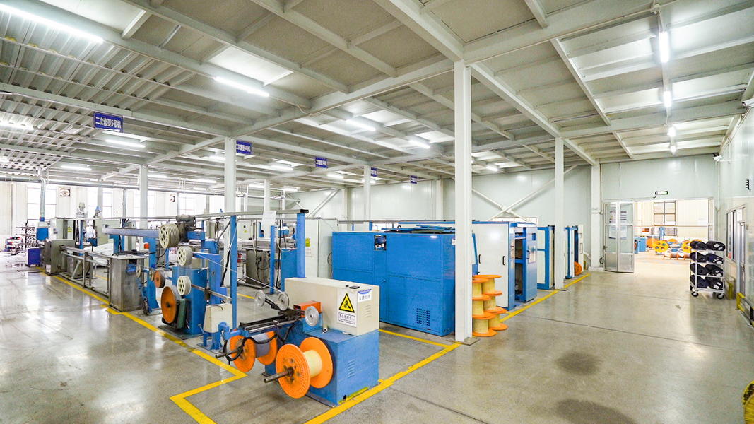 Shandong Yibo Optronics Technology Co., Ltd. linea di produzione del produttore