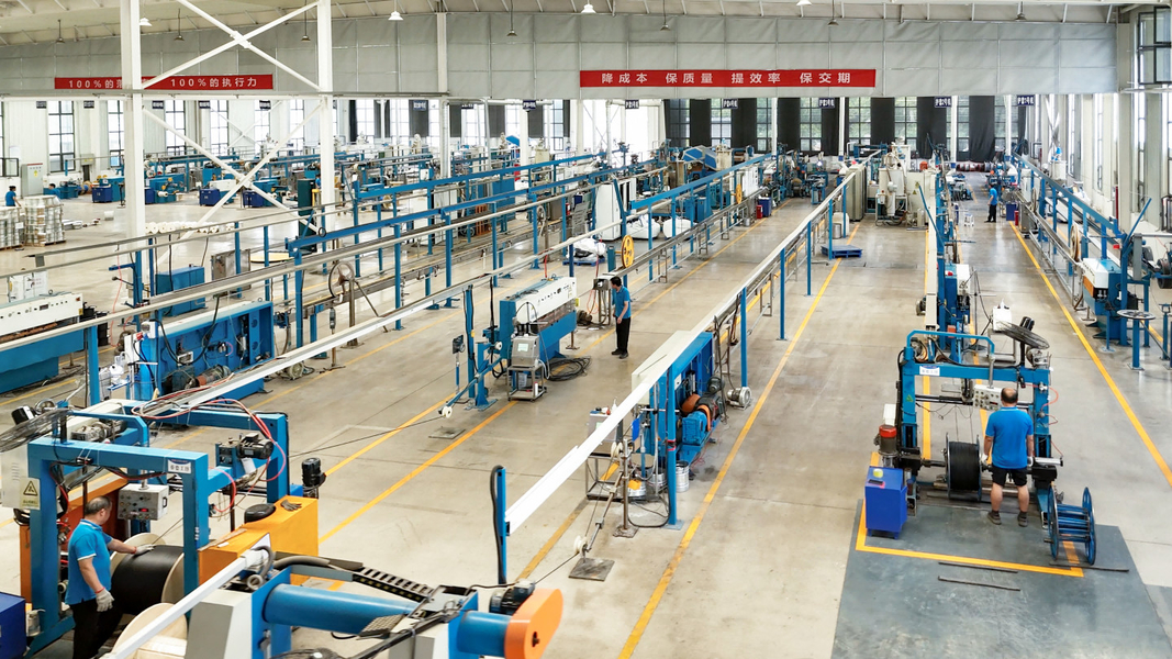 Shandong Yibo Optronics Technology Co., Ltd. linea di produzione del produttore